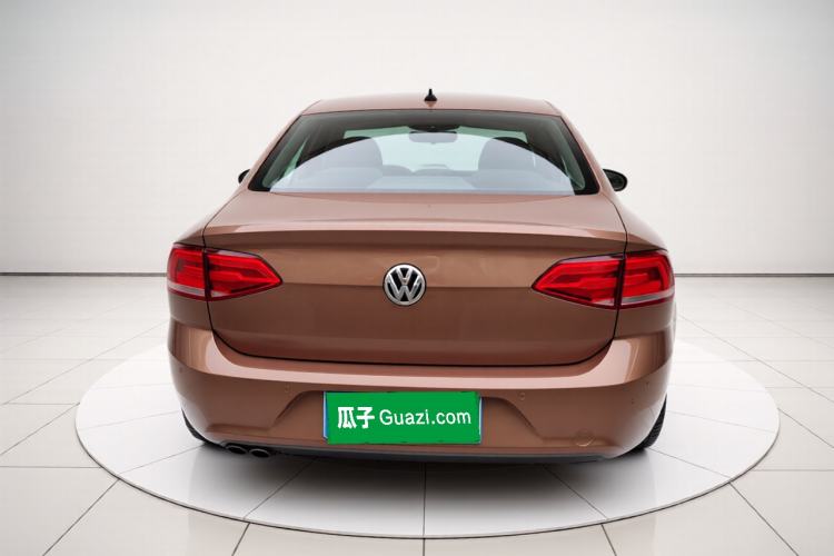 Used Volkswagen Lamando 2017 280TSI DSG Comfort Edition Exterior 4