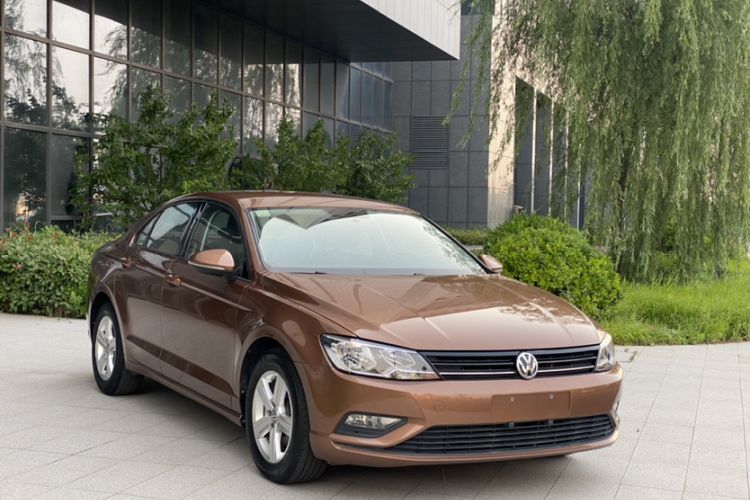 Used Volkswagen Lamando 2017 230TSI Manual Trend Edition Exterior 8