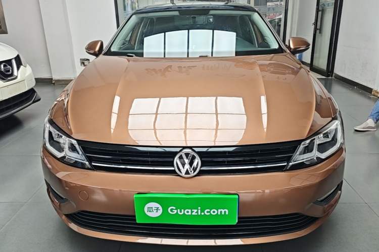 Used Volkswagen Lamando 2017 230TSI DSG Fashion Edition Front