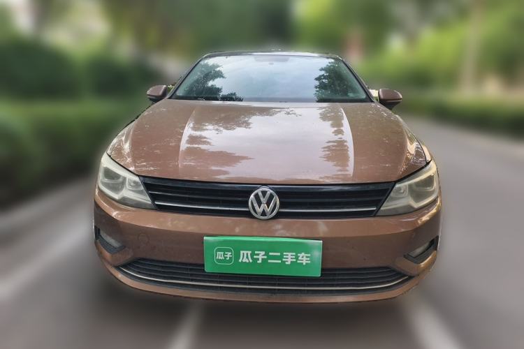 Used Volkswagen Lamando 2017 230TSI Manual Trend Edition Front