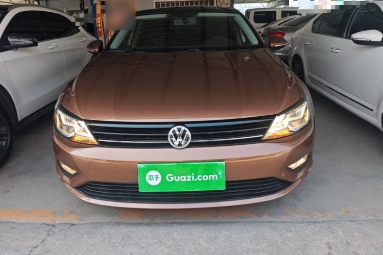 Used Volkswagen Lamando 2017 230TSI DSG Fashion Edition Front