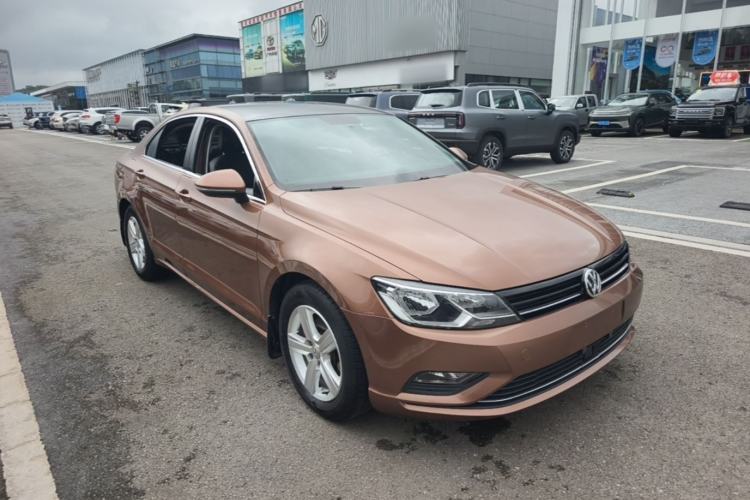 Used Volkswagen Lamando 2017 230TSI DSG Fashion Edition Front Right 45 Deg