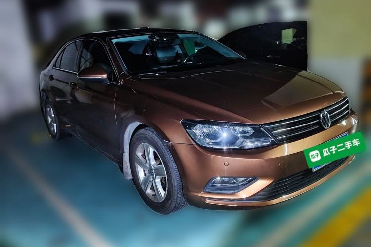 Used Volkswagen Lamando 2017 230TSI DSG Fashion Edition Front Right 45 Deg