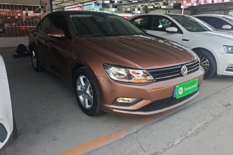 Used Volkswagen Lamando 2017 230TSI DSG Fashion Edition Front Right 45 Deg