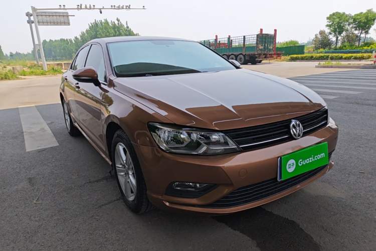 Used Volkswagen Lamando 2017 230TSI DSG Fashion Edition Front Right 45 Deg