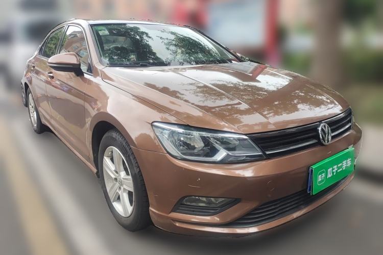 Used Volkswagen Lamando 2017 230TSI DSG Fashion Edition Front Right 45 Deg