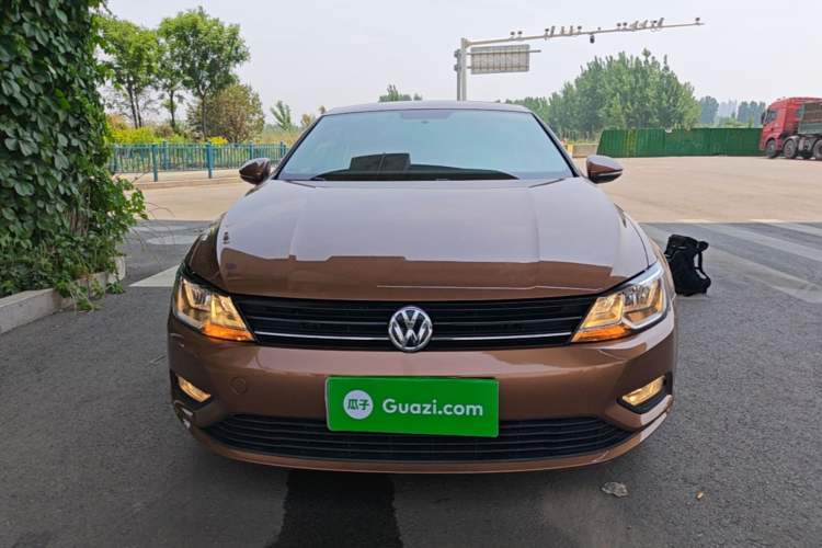 Used Volkswagen Lamando 2017 230TSI DSG Fashion Edition Front
