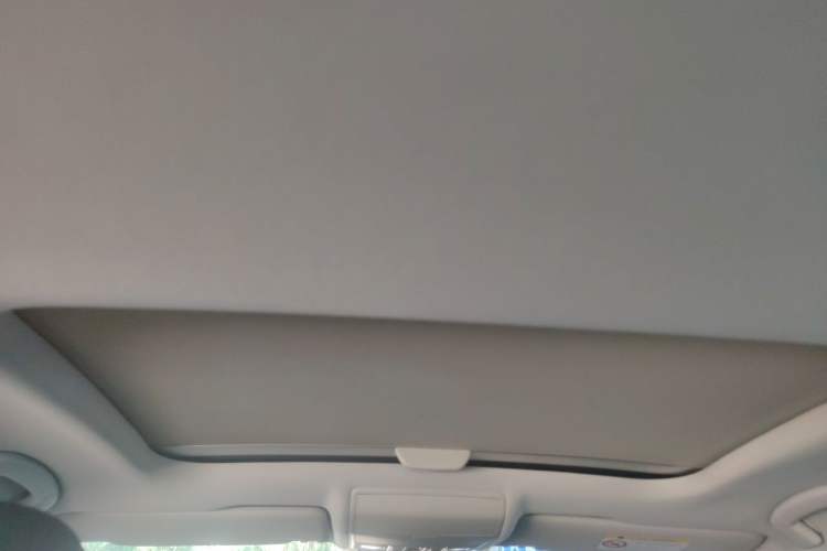 Used Volkswagen Lamando 2017 230TSI DSG Fashion Edition Headliner