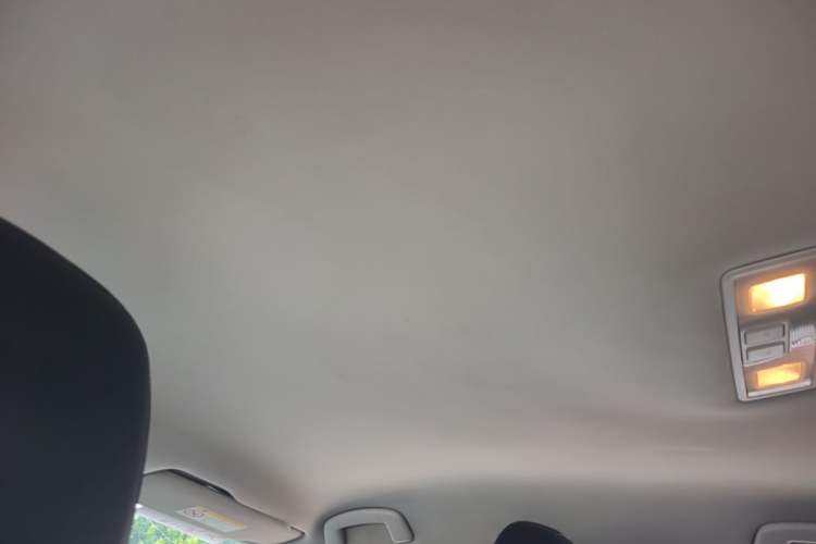 Used Volkswagen Lamando 2017 230TSI DSG Fashion Edition Headliner