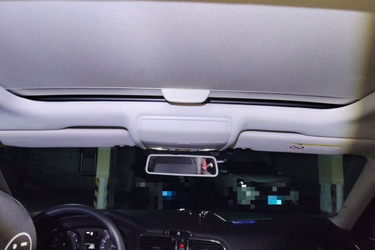 Used Volkswagen Lamando 2017 230TSI DSG Fashion Edition Headliner