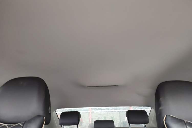 Used Volkswagen Lamando 2017 230TSI Manual Trend Edition Headliner
