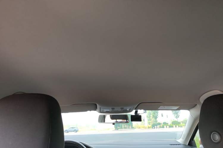 Used Volkswagen Lamando 2017 230TSI DSG Fashion Edition Headliner