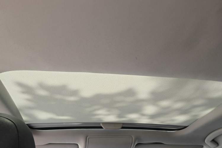 Used Volkswagen Lamando 2017 280TSI DSG Comfort Edition Headliner