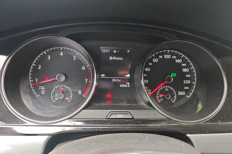 Used Volkswagen Lamando 2017 280TSI DSG Comfort Edition Instrument Cluster
