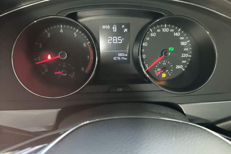 Used Volkswagen Lamando 2017 230TSI DSG Fashion Edition Instrument Cluster