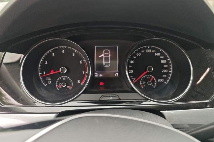 Used Volkswagen Lamando 2017 280TSI DSG Comfort Edition Instrument Cluster