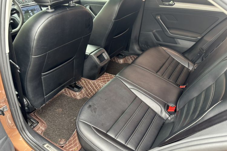 Used Volkswagen Lamando 2017 230TSI DSG Fashion Edition Interior 2