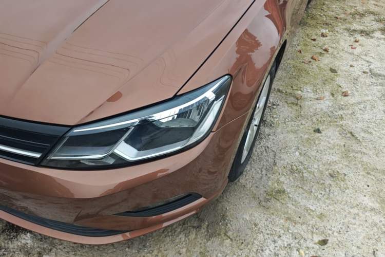 Used Volkswagen Lamando 2017 230TSI DSG Fashion Edition Left Front Headlight