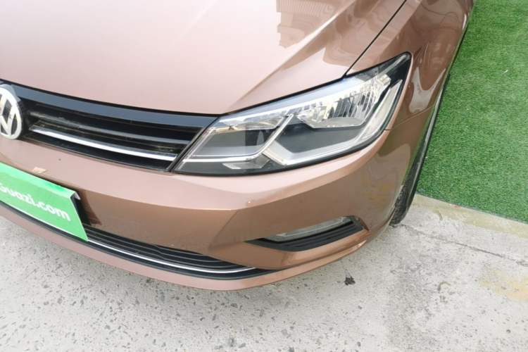 Used Volkswagen Lamando 2017 280TSI DSG Comfort Edition Left Front Headlight