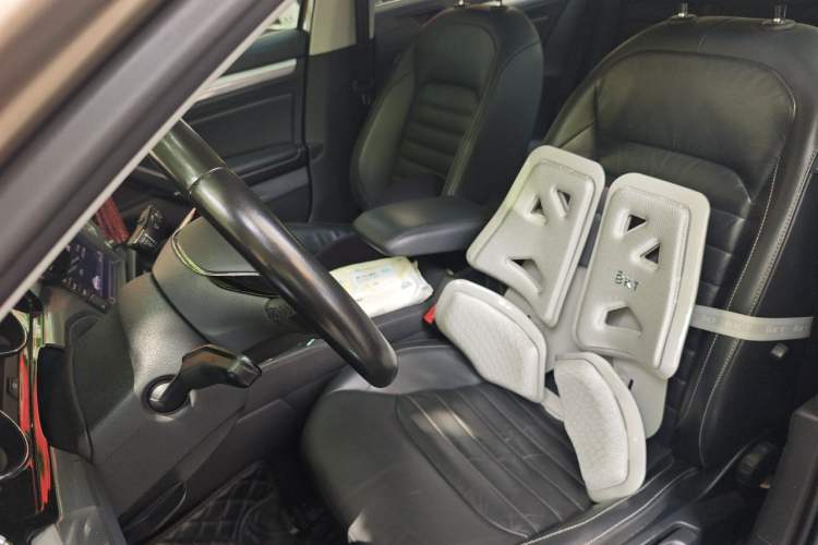 Used Volkswagen Lamando 2017 280TSI DSG Comfort Edition Left Front Seat