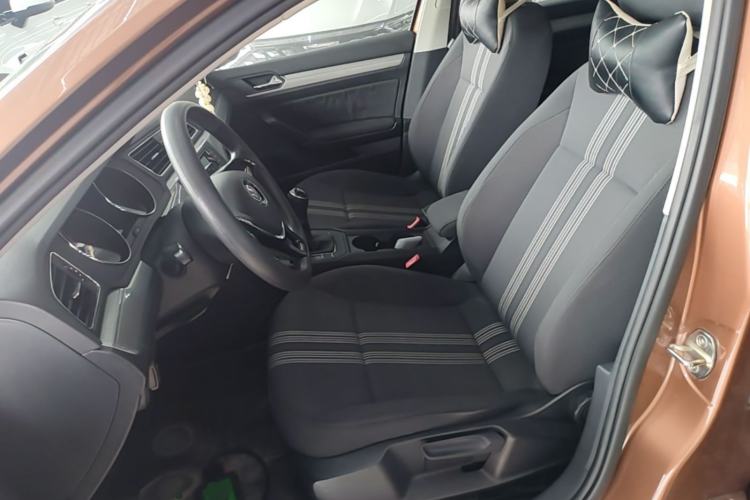 Used Volkswagen Lamando 2017 230TSI Manual Trend Edition Left Front Seat