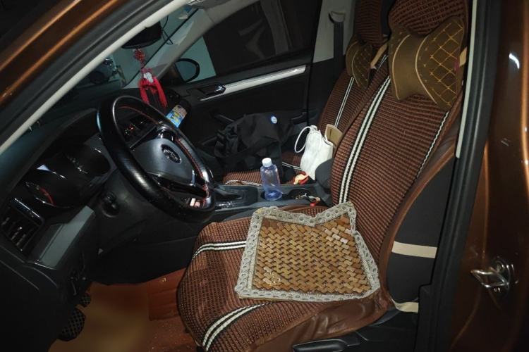 Used Volkswagen Lamando 2017 230TSI DSG Fashion Edition Left Front Seat