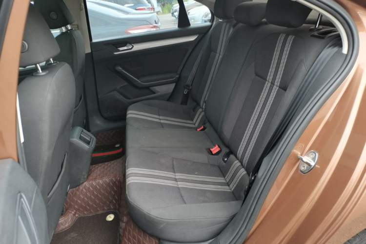 Used Volkswagen Lamando 2017 230TSI Manual Trend Edition Left Rear Seat