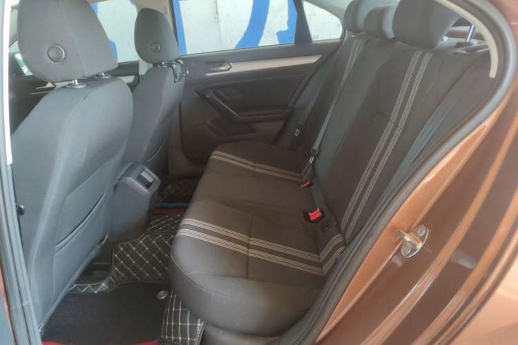 Used Volkswagen Lamando 2017 230TSI DSG Fashion Edition Left Rear Seat
