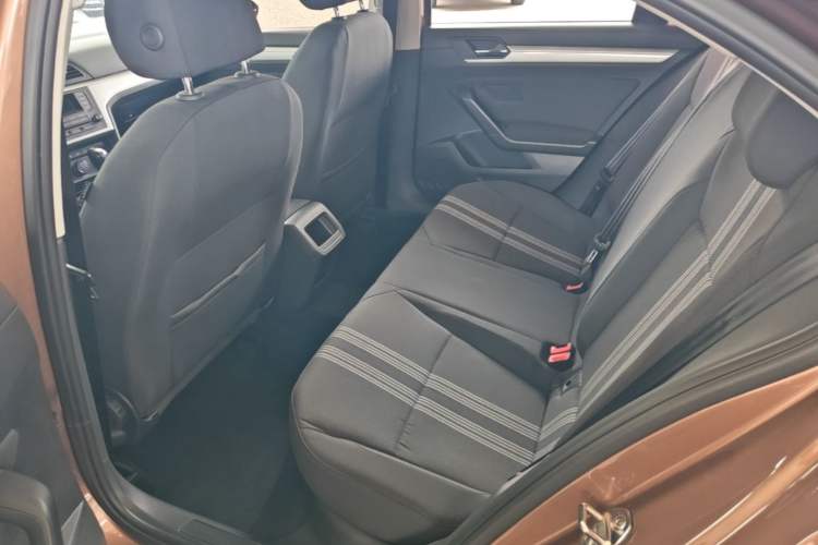 Used Volkswagen Lamando 2017 230TSI DSG Fashion Edition Left Rear Seat