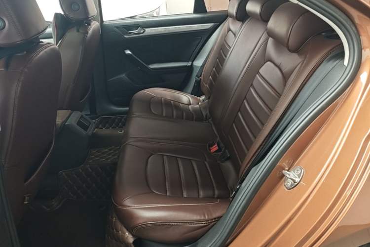 Used Volkswagen Lamando 2017 230TSI DSG Fashion Edition Left Rear Seat