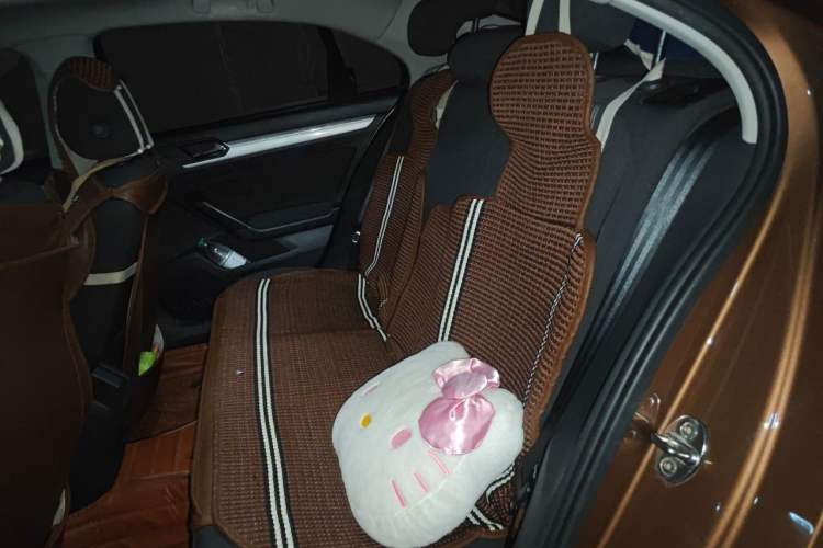 Used Volkswagen Lamando 2017 230TSI DSG Fashion Edition Left Rear Seat