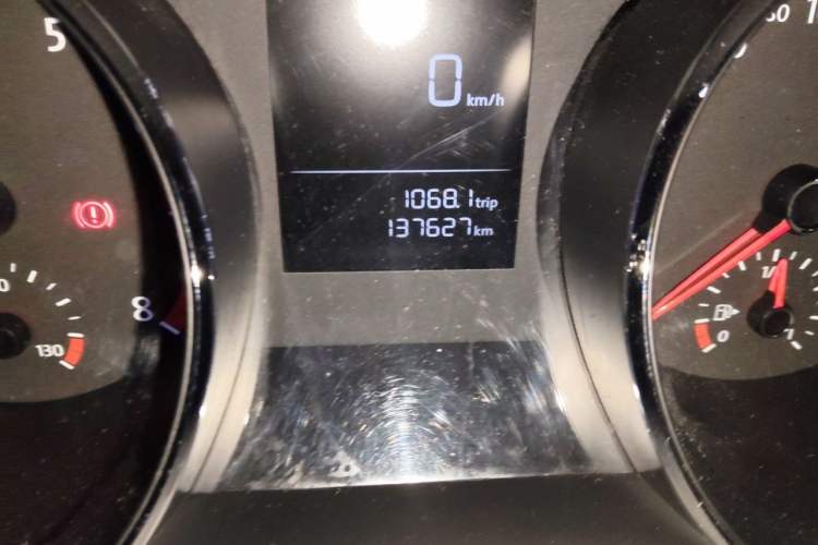 Used Volkswagen Lamando 2017 230TSI DSG Fashion Edition Odometer Close Up