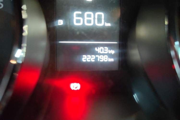 Used Volkswagen Lamando 2017 230TSI DSG Fashion Edition Odometer Close Up