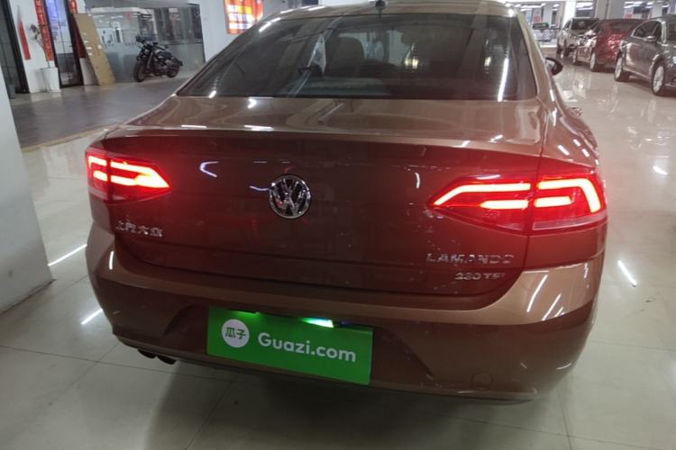Used Volkswagen Lamando 2017 230TSI DSG Fashion Edition Rear