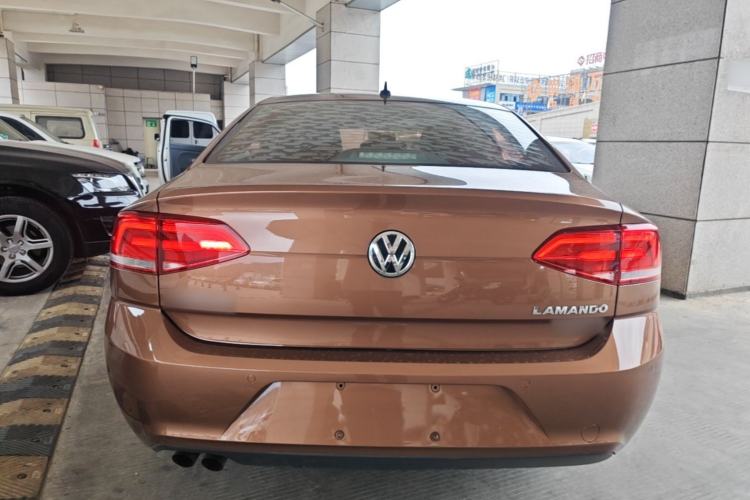Used Volkswagen Lamando 2017 230TSI DSG Fashion Edition Rear