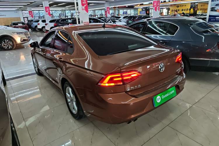 Used Volkswagen Lamando 2017 230TSI DSG Fashion Edition Rear Left 45 Deg