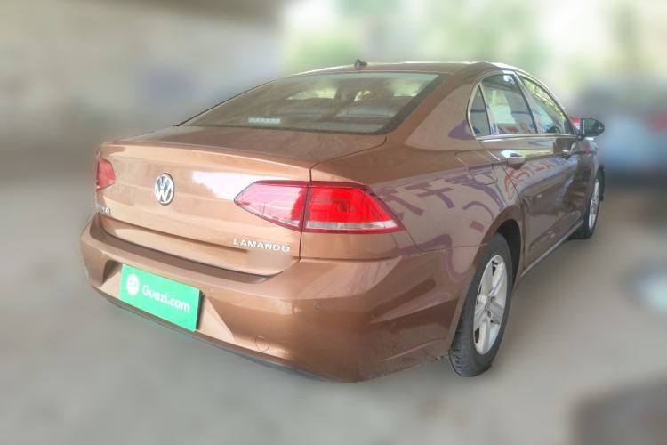 Used Volkswagen Lamando 2017 230TSI DSG Fashion Edition Rear Right 45 Deg