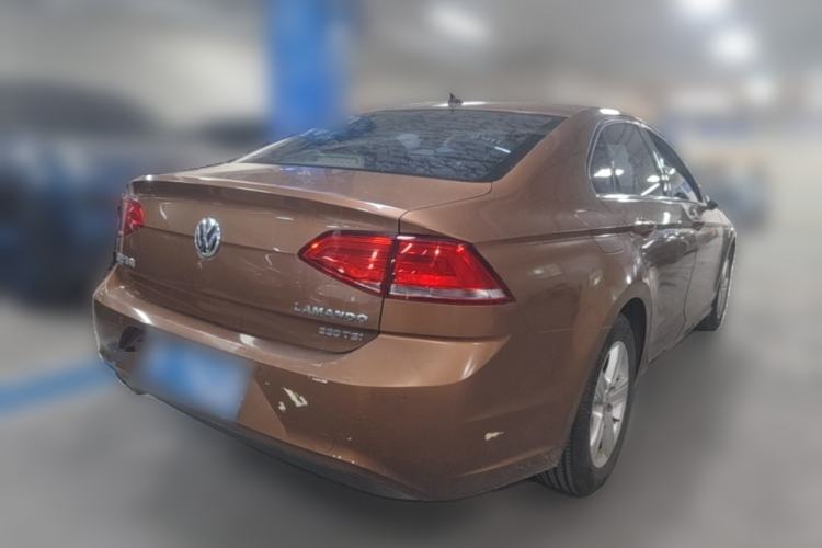 Used Volkswagen Lamando 2017 230TSI DSG Fashion Edition Rear Right 45 Deg