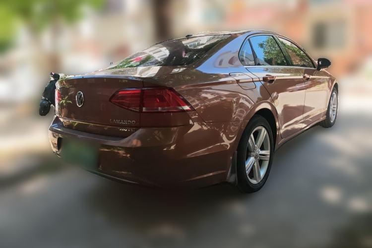 Used Volkswagen Lamando 2017 280TSI DSG Comfort Edition Rear Right 45 Deg