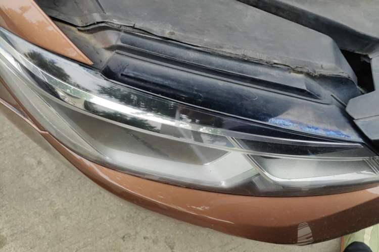 Used Volkswagen Lamando 2017 230TSI DSG Fashion Edition Right Front Headlight