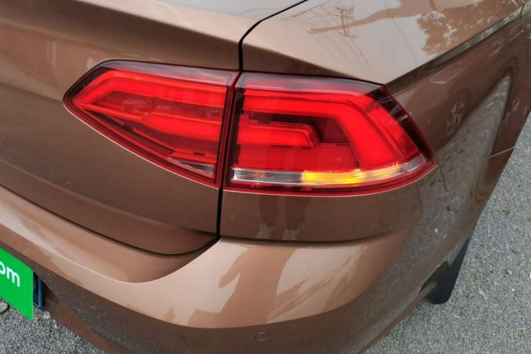 Used Volkswagen Lamando 2017 230TSI Manual Trend Edition Right Rear Taillight