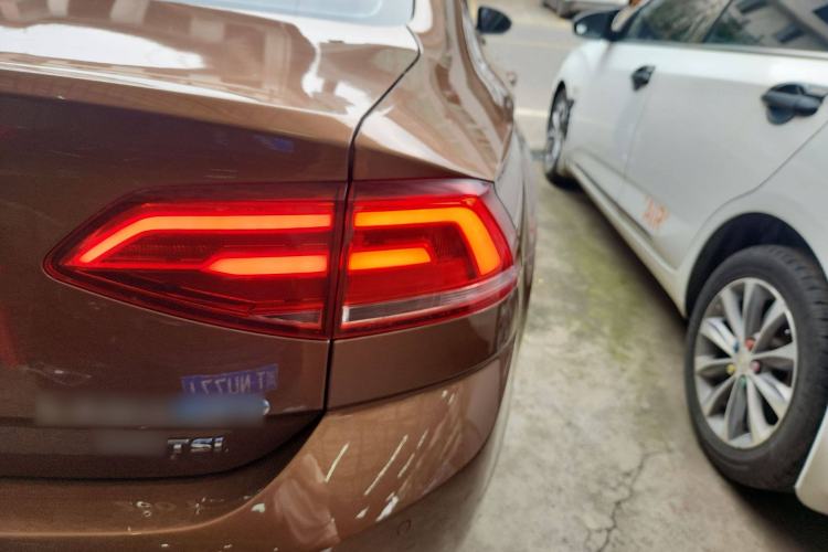 Used Volkswagen Lamando 2017 230TSI DSG Fashion Edition Right Rear Taillight