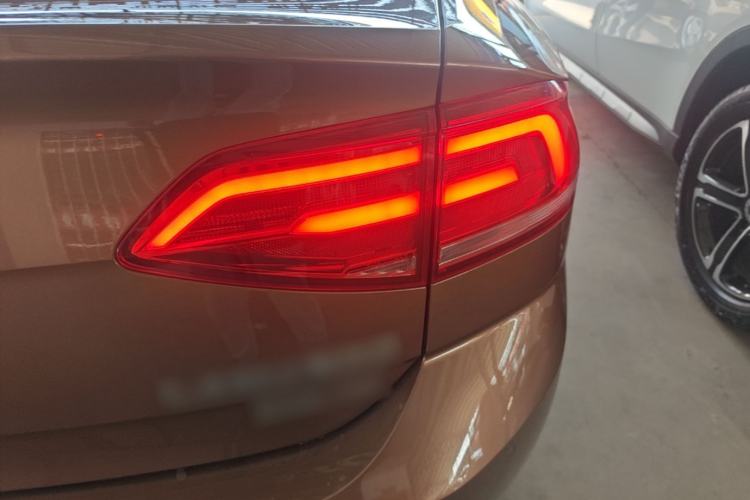 Used Volkswagen Lamando 2017 230TSI DSG Fashion Edition Right Rear Taillight
