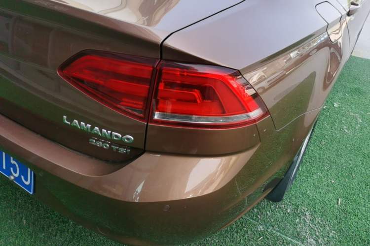 Used Volkswagen Lamando 2017 280TSI DSG Comfort Edition Right Rear Taillight