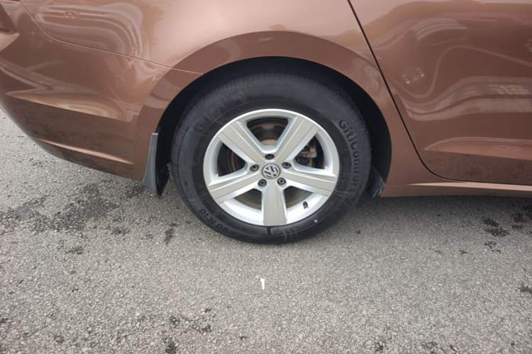 Used Volkswagen Lamando 2017 230TSI DSG Fashion Edition Right Rear Wheel Hub