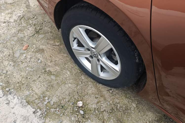 Used Volkswagen Lamando 2017 230TSI DSG Fashion Edition Right Rear Wheel Hub