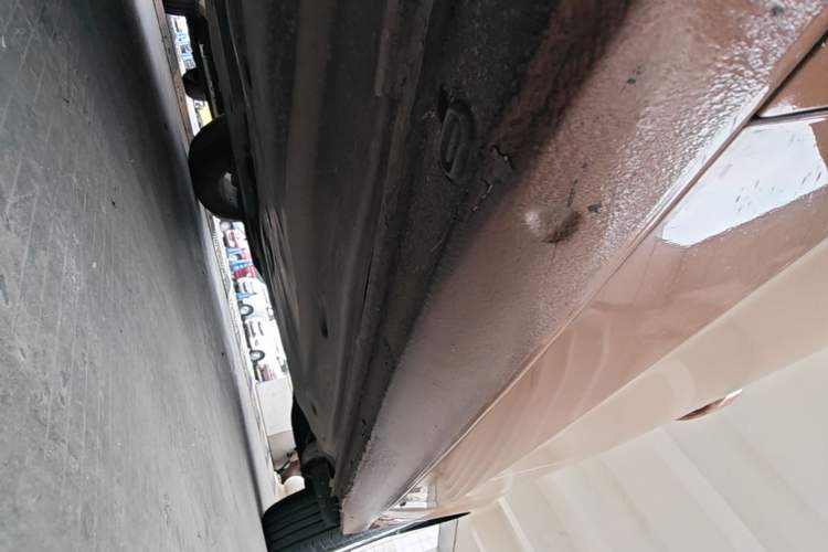 Used Volkswagen Lamando 2017 230TSI DSG Fashion Edition Right Side Sill