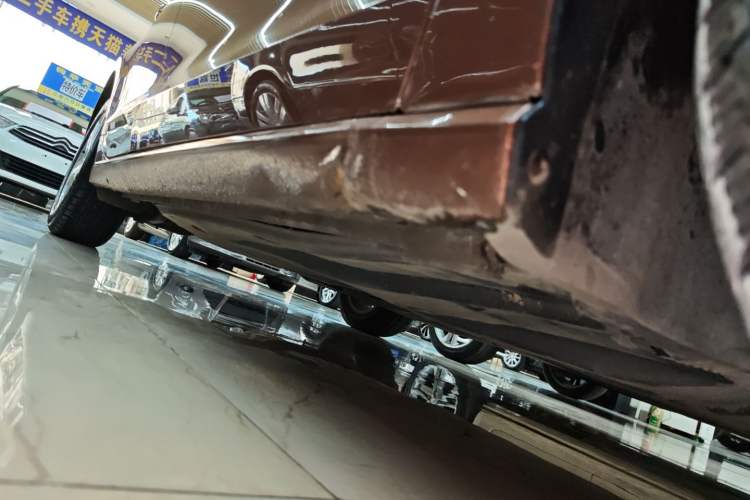 Used Volkswagen Lamando 2017 230TSI DSG Fashion Edition Right Side Sill