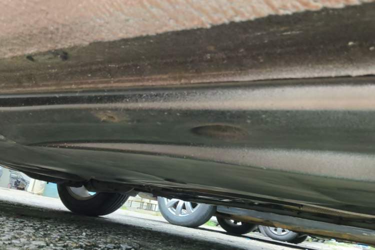 Used Volkswagen Lamando 2017 230TSI DSG Fashion Edition Right Side Sill