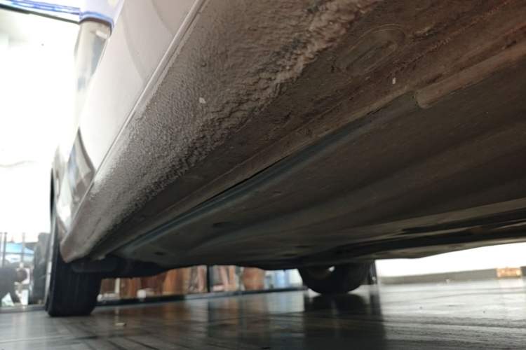 Used Volkswagen Lamando 2017 230TSI DSG Fashion Edition Right Side Sill